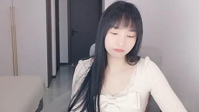 Lisa-3333 Adlı Modelin Canlı XXX Sohbeti