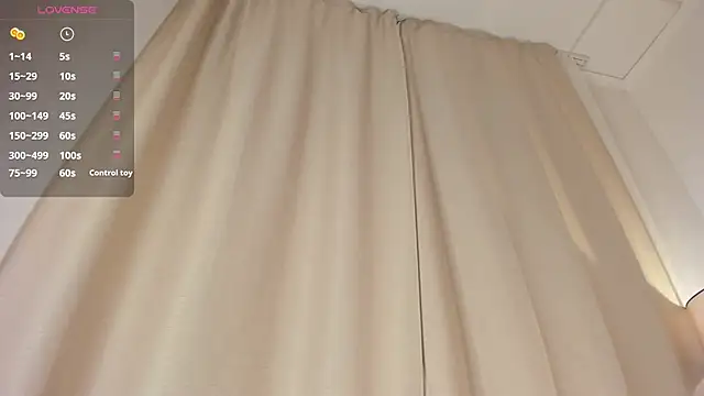 LaureMestler 现场XXX聊天