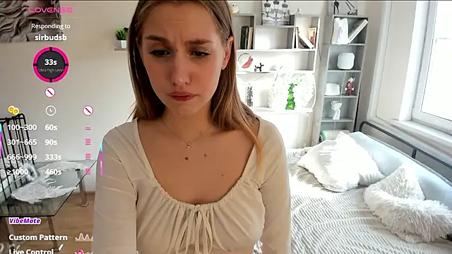 TawnyaVanschaick's Live XXX Chat