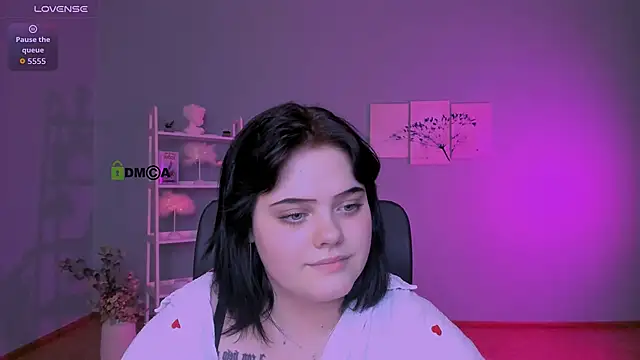 lika_pop élő XXX-chatje