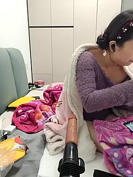 zzdd999's Live XXX Chat