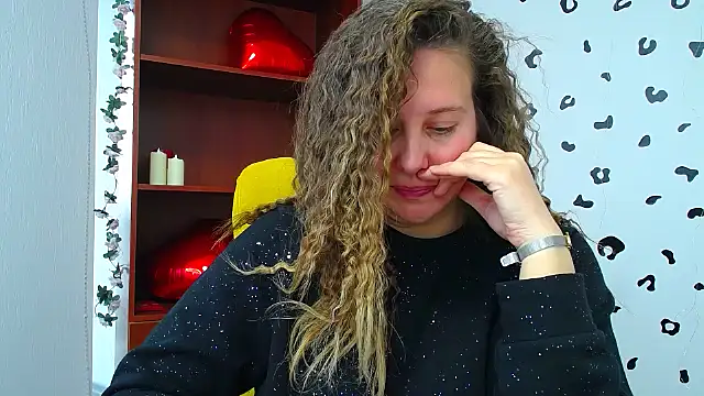 XXX chat uživo modela Nionelly