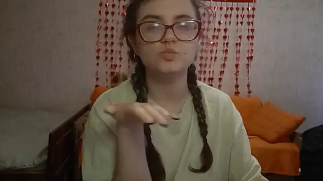 Miyabeee's Live XXX Chat