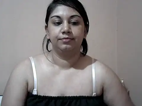 Chat XXX ao vivo de bellachow10