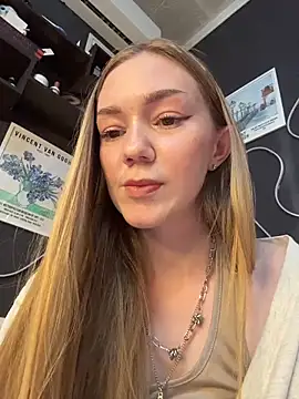 MilaMoone – Live XXX-chat