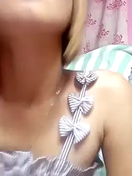 Pokazy przed kamerką – Cutie_body11