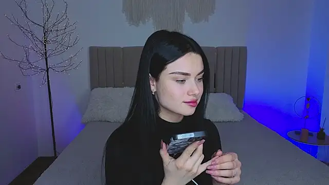 Silena_sky's Live XXX Chat