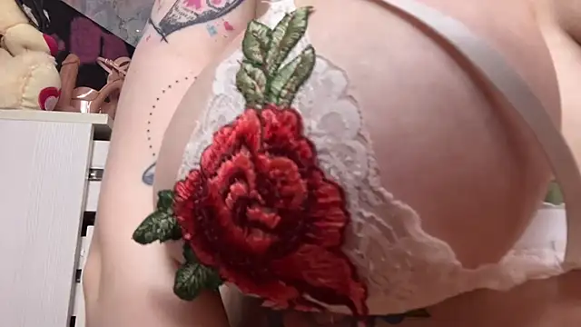 دردشة riierra الجنسية المباشرة