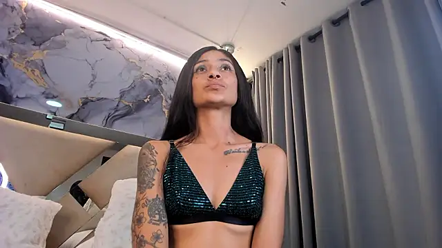 AuroraBonのライブXXXチャット