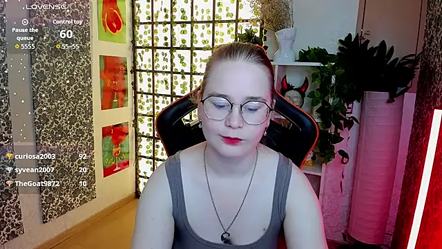 Chat XXX en directo de Anny_Twelvetrees