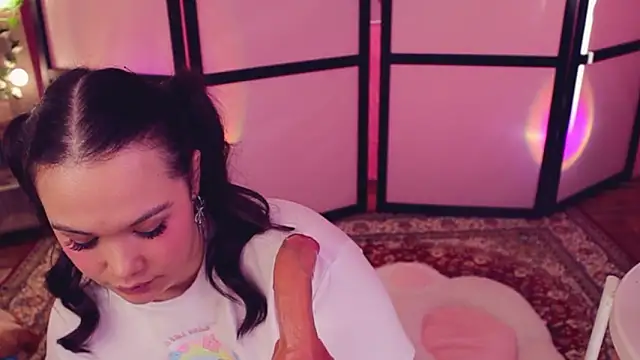 Živý XXX chat Chery_Lady22