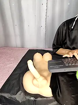 nena_cupcake_ 即時 XXX 聊天