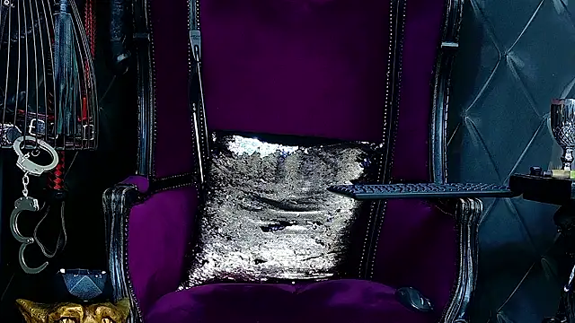 FinDomKaya 现场XXX聊天