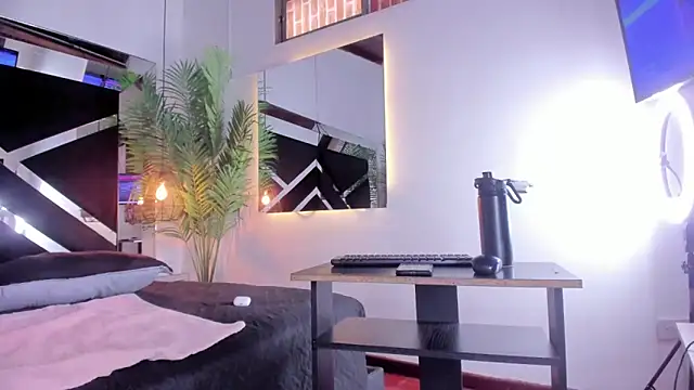 emily-fox's Live XXX Chat