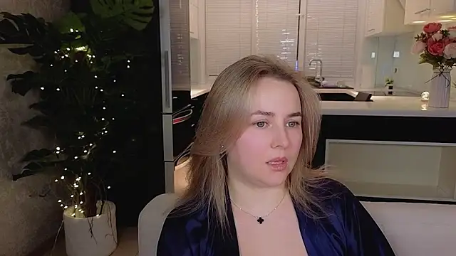 Mira_Mermayd Adlı Modelin Canlı XXX Sohbeti