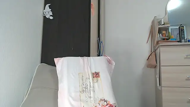 NicoleEunice87 live XXX chat