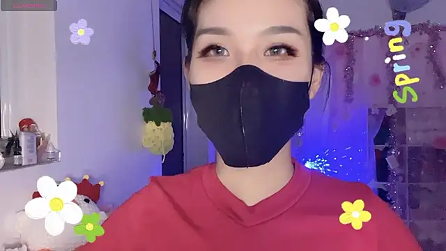 Tieu-May élő XXX-chatje