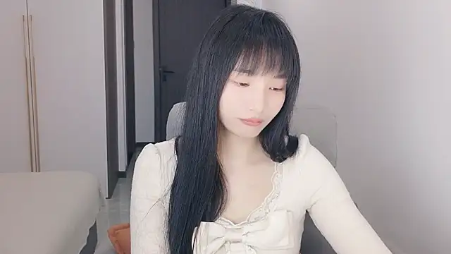 Lisa-3333's Live XXX Chat