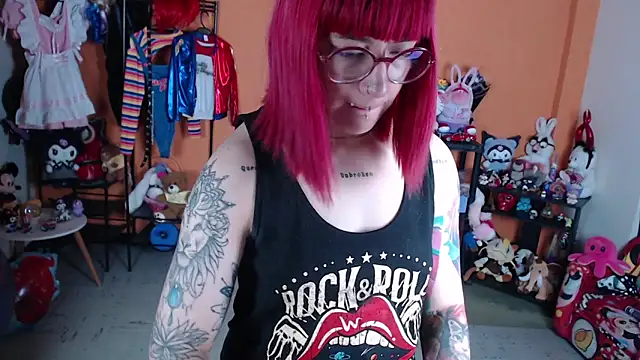 MissMiia2 – Live XXX-chat