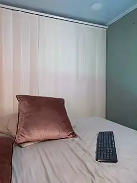 Mia_luxxx_ Webcam-Show