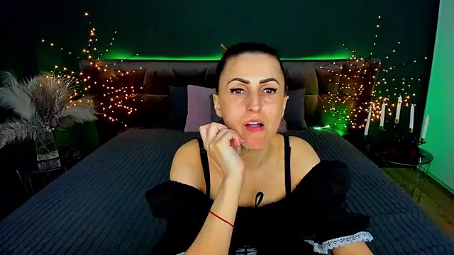 Rebecca_Diamond Live XXX-Chat