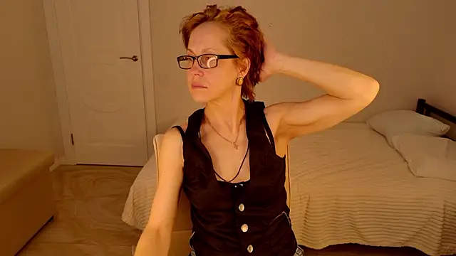 دردشة LioraWeiss الجنسية المباشرة