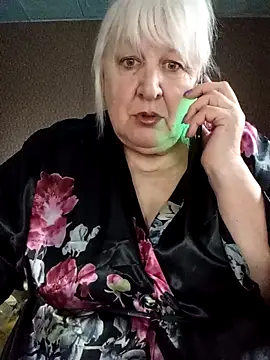 Alexia64231 Adlı Modelin Canlı XXX Sohbeti