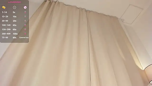 LaureMestler 在線直播表演