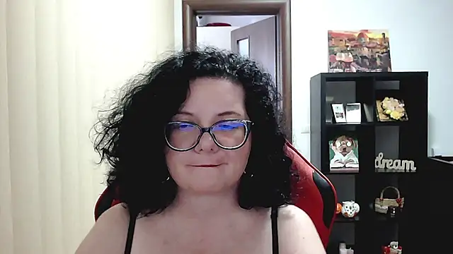 MissTroublleのライブXXXチャット