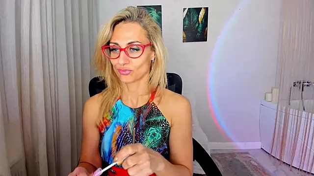 Chat XXX ao vivo de MuseOfStage