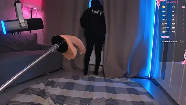 Juicy_Vikkin Live XXX chat