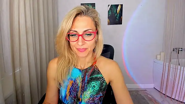 MuseOfStage's Live XXX Chat