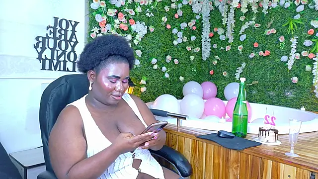 DILAY_XXX – Live XXX-chat