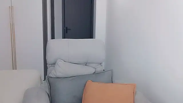 Lisa-3333's Live XXX Chat