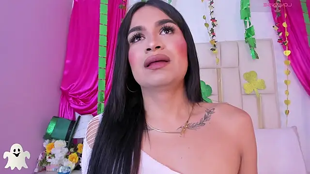 แชท XXX สดของ Silvanna-Casstro