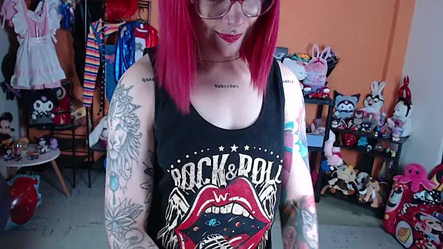 MissMiia2 Live XXX-chat