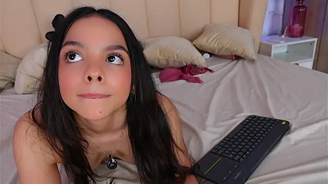 BambiRoses Chat XXX in diretta