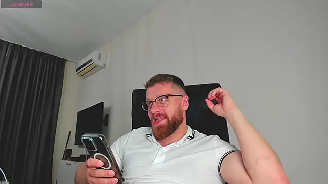 Онлайн чат XXX Findom_guy