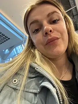 Živý XXX chat HarrietDart