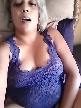 IndianLara 라이브 XXX 채팅