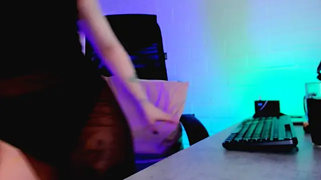 Czat XXX na żywo – AphexQueen