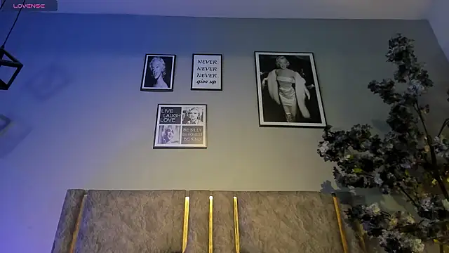 Cloedurant Chat XXX in diretta