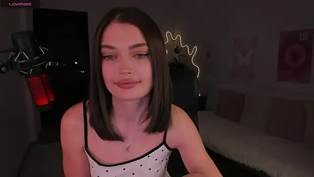 BellaSway live XXX chat