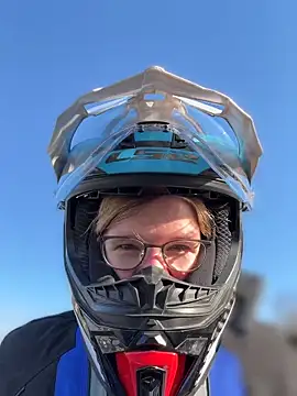 Bikergirl_97 Webcamshow