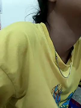 Aaradhna-_hoy Adlı Modelin Canlı XXX Sohbeti