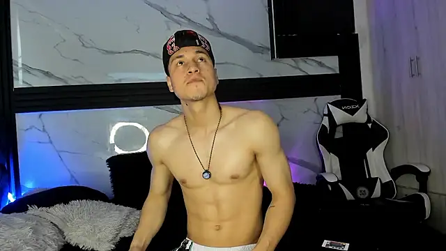 ThiagoFerrero_Hot webcam show