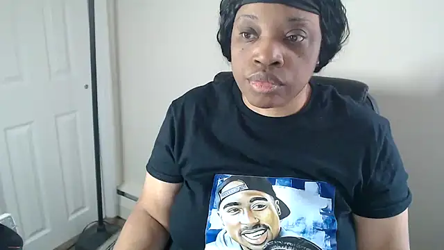 Sexymona1218's Live XXX Chat