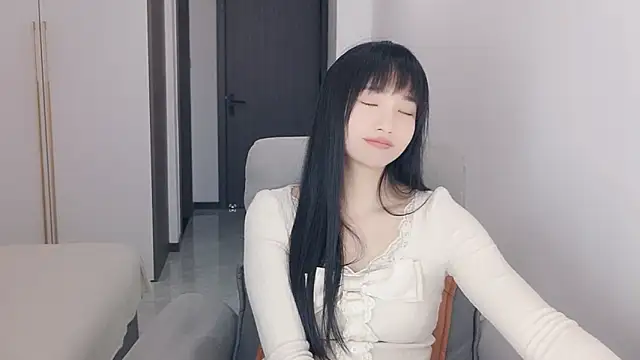 Lisa-3333 élő XXX-chatje