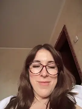 MommmyYummy's Webcam Show