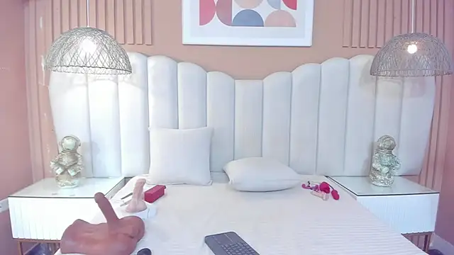 Chat +18 de Sara_Vanegas ao vivo